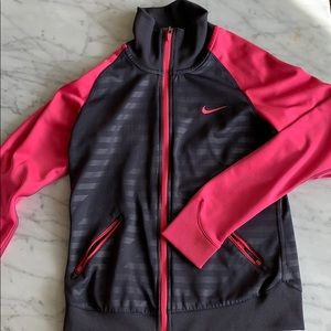 Nike women’s breathable athletic jacket